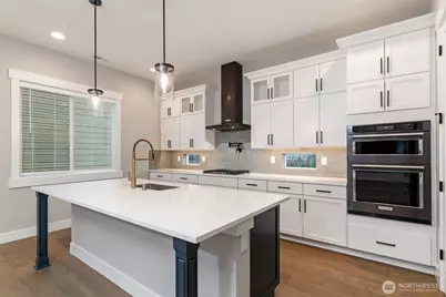 7523 S 130th Place, Seattle, WA 98178 - Photo 9