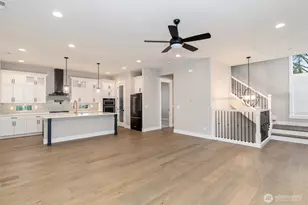 7523 S 130th Pl, Seattle, WA 98178 - Photo 5