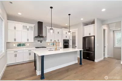 7523 S 130th Place, Seattle, WA 98178 - Photo 7