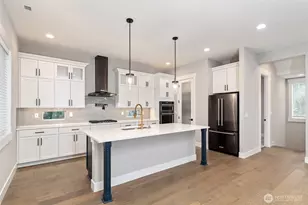 7523 S 130th Pl, Seattle, WA 98178 - Photo 7