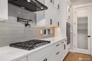 7523 S 130th Pl, Seattle, WA 98178 - Photo 11