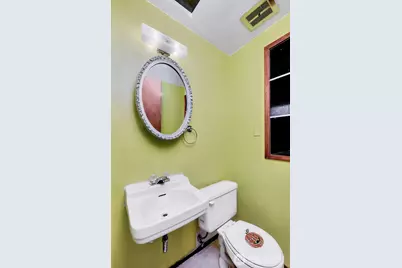 8637 24th Avenue SW, Seattle, WA 98106 - Photo 25