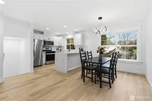 2707 NE 123rd St, Seattle, WA 98125 - Photo 9