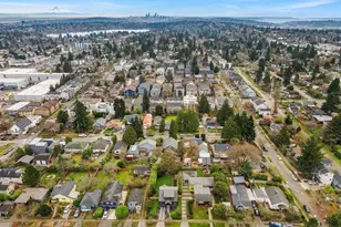 721 N 97th St, Seattle, WA 98103 - Photo 35