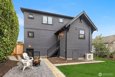 721 N 97th Street, Seattle, WA 98103 - Photo 29