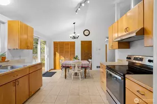 39017 Sherlind Dr NE, Hansville, WA 98340 - Photo 11