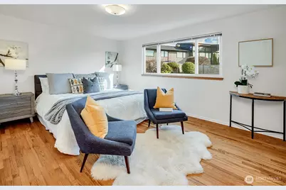 12161 SE 17th Place, Bellevue, WA 98005 - Photo 15