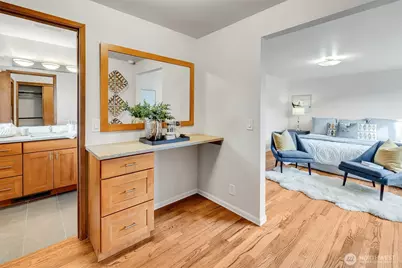 12161 SE 17th Place, Bellevue, WA 98005 - Photo 17