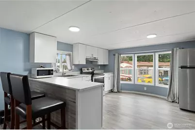 3060 NE McWilliams Road #122, Bremerton, WA 98311 - Photo 9