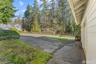 782 NW Apple Blossom Loop, Bremerton, WA 98311 - Photo 29