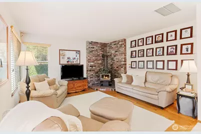 782 NW Apple Blossom Loop, Bremerton, WA 98311 - Photo 11