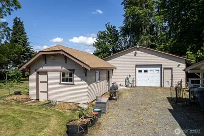 8515 Golden Given Road E, Tacoma, WA 98445 - Photo 13