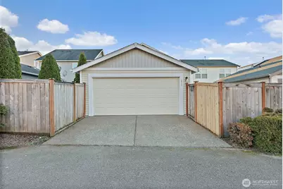 1682 Brown Avenue, DuPont, WA 98327 - Photo 35