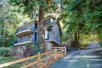 13841 62nd Avenue NE, Kirkland, WA 98034 - Photo 1