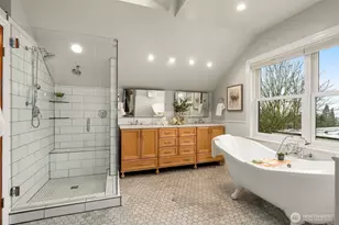 2351 47th Ave SW, Seattle, WA 98116 - Photo 23