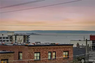 912 3rd Ave W, Seattle, WA 98119 - Photo 31