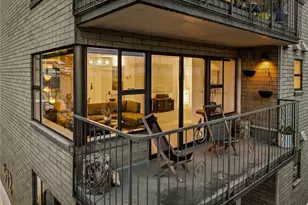 912 3rd Ave W, Seattle, WA 98119 - Photo 31