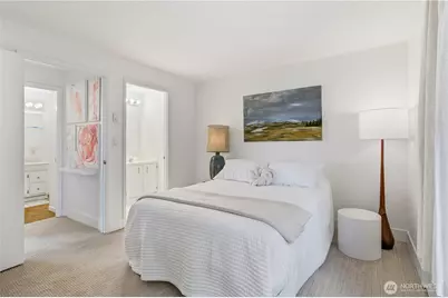 912 3rd Avenue W #202, Seattle, WA 98119 - Photo 17