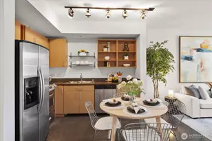 4422 Bagley Ave N, Seattle, WA 98103 - Photo 5