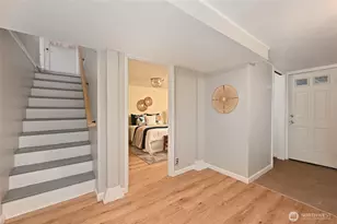 10332 Ashworth Ave N, Seattle, WA 98133 - Photo 17