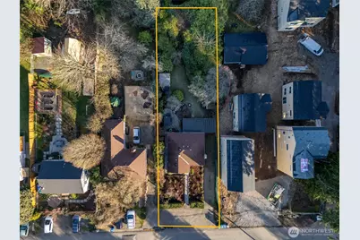 10332 Ashworth Avenue N, Seattle, WA 98133 - Photo 29