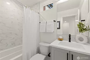 6546 A Latona Ave NE, Seattle, WA 98115 - Photo 21