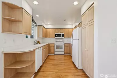 217 112th Street SW #D103, Everett, WA 98204 - Photo 11
