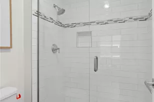 12616 NE 176th Pl, Redmond, WA 98052 - Photo 15