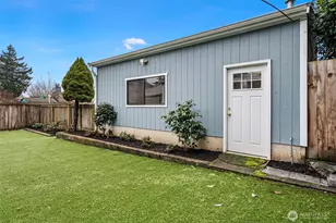 1722 S 40th St, Tacoma, WA 98418 - Photo 33