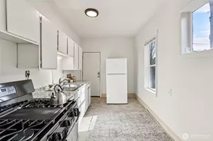 3527 Wetmore Ave, Everett, WA 98201 - Photo 11