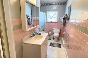 2227 Washington St, Shelton, WA 98584 - Photo 9