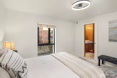 7 Highland Drive #301, Seattle, WA 98109 - Photo 13