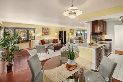 7 Highland Drive #301, Seattle, WA 98109 - Photo 5