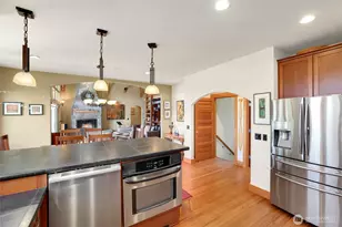 7011 Cooper Point Rd NW, Olympia, WA 98502 - Photo 15