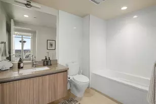 583 Battery St, Seattle, WA 98121 - Photo 13