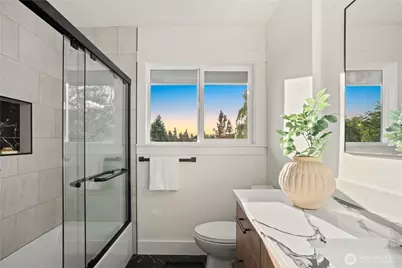 708 Waverly Avenue, Everett, WA 98201 - Photo 15