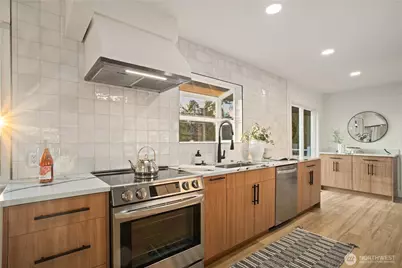 708 Waverly Avenue, Everett, WA 98201 - Photo 5