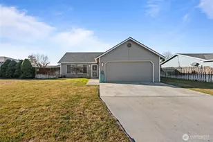 247 H St SE, Ephrata, WA 98823 - Photo 3