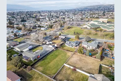 1856 4th Street SE, East Wenatchee, WA 98802 - Photo 33