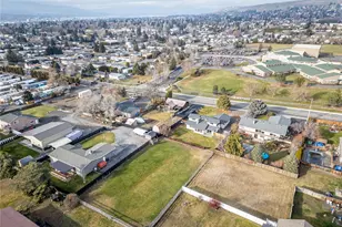 1856 4th St SE, East Wenatchee, WA 98802 - Photo 33