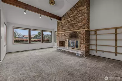 1856 4th Street SE, East Wenatchee, WA 98802 - Photo 3