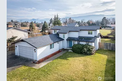 1856 4th Street SE, East Wenatchee, WA 98802 - Photo 1