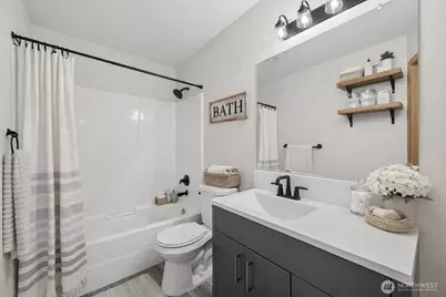 12801 Ridge Circle E, Bonney Lake, WA 98391 - Photo 23