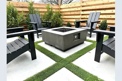 2100 1st Avenue W, Seattle, WA 98119 - Photo 3