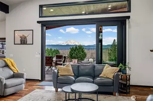 12516 Kapowsin Highlands Dr E, Graham, WA 98338 - Photo 9