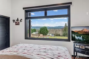 12516 Kapowsin Highlands Dr E, Graham, WA 98338 - Photo 21