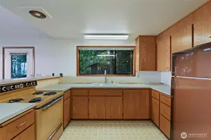 909 Lorenz Rd NW, Home, WA 98349 - Photo 11