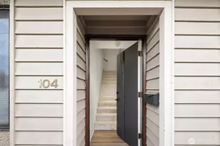 1612 33rd St, Everett, WA 98201 - Photo 3