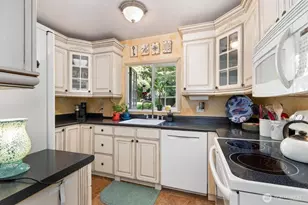 4300 Pacific Way, Longview, WA 98632 - Photo 11