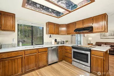 777 SE Lakeway Boulevard, Port Orchard, WA 98367 - Photo 9